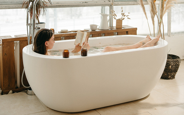 Bañera de superficie sólida